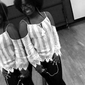 Meet your Posher, Leyssie